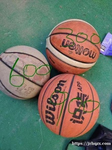 出篮球 齐出1300