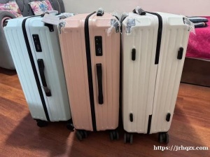 出九九新24寸行李箱 仅用一次 需要联系