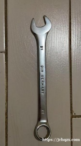 低价出一个全新的扳手