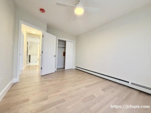 法拉盛近金城发全新装修独立屋出租2楼3房2浴租金$3400