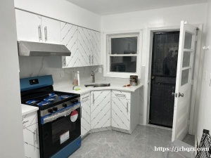 金城发二房一厅出租