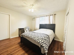 三房两卫-全套家具-拎包入住-水电气网费用全包