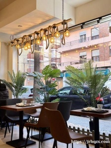 瓦伦西亚玛可装修公司