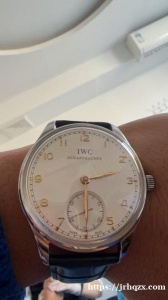 出售一块自己一直戴的手表，万国（葡萄牙小三针）系列
