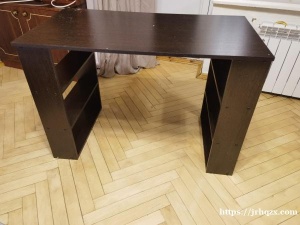 莫斯科西南出一桌子