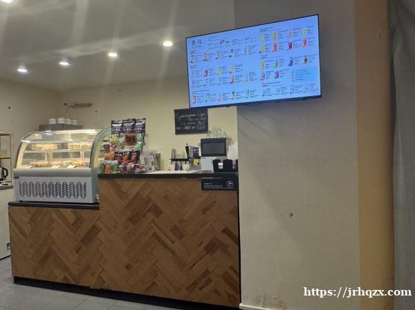 圣彼得堡奶茶店急兑|回国个人转让 圣彼得堡奶茶店急兑|回国个人转让