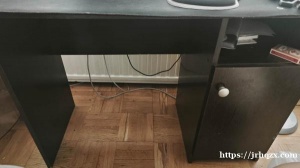 给钱就出办公桌，长1m宽60cm