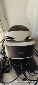 PS4 Pro折腾版加VR眼镜